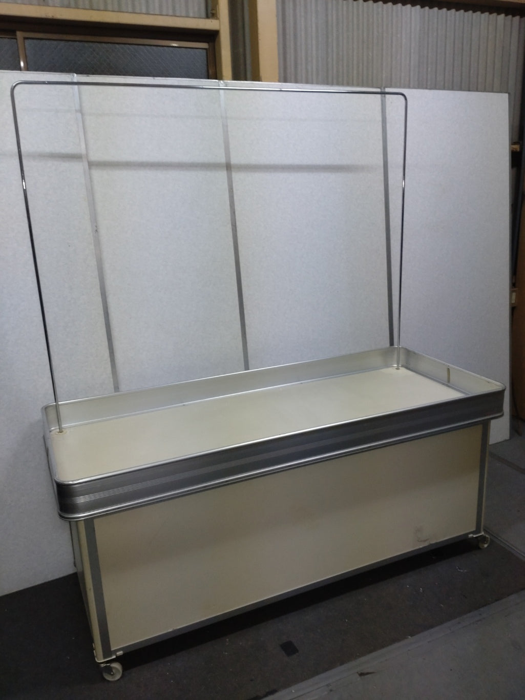 ワゴン アーチ付(組み立てあり)【ツクルヒトタチ博オプション(両日)】